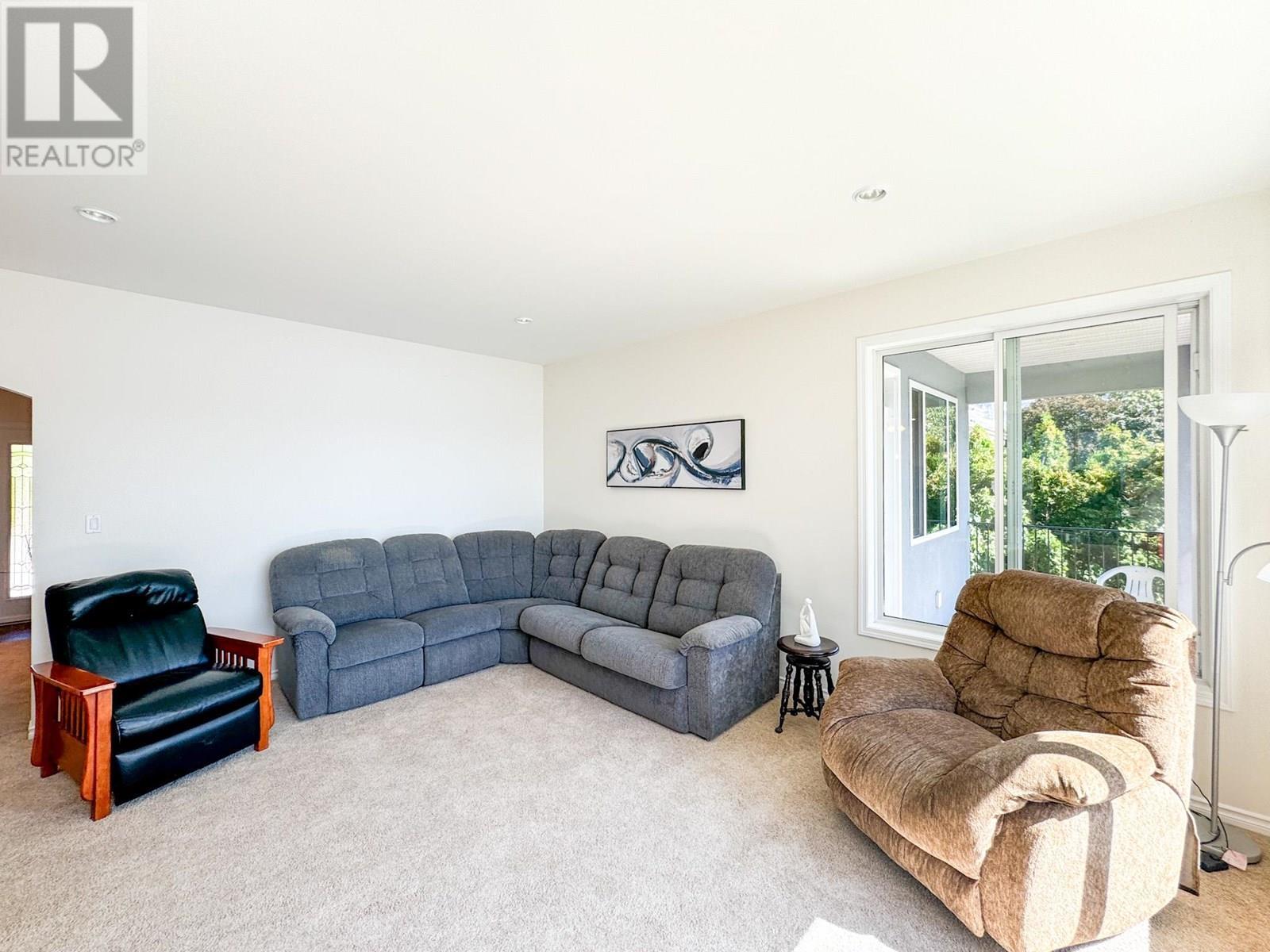 8503 Kingfisher Drive. Osoyoos, British Columbia