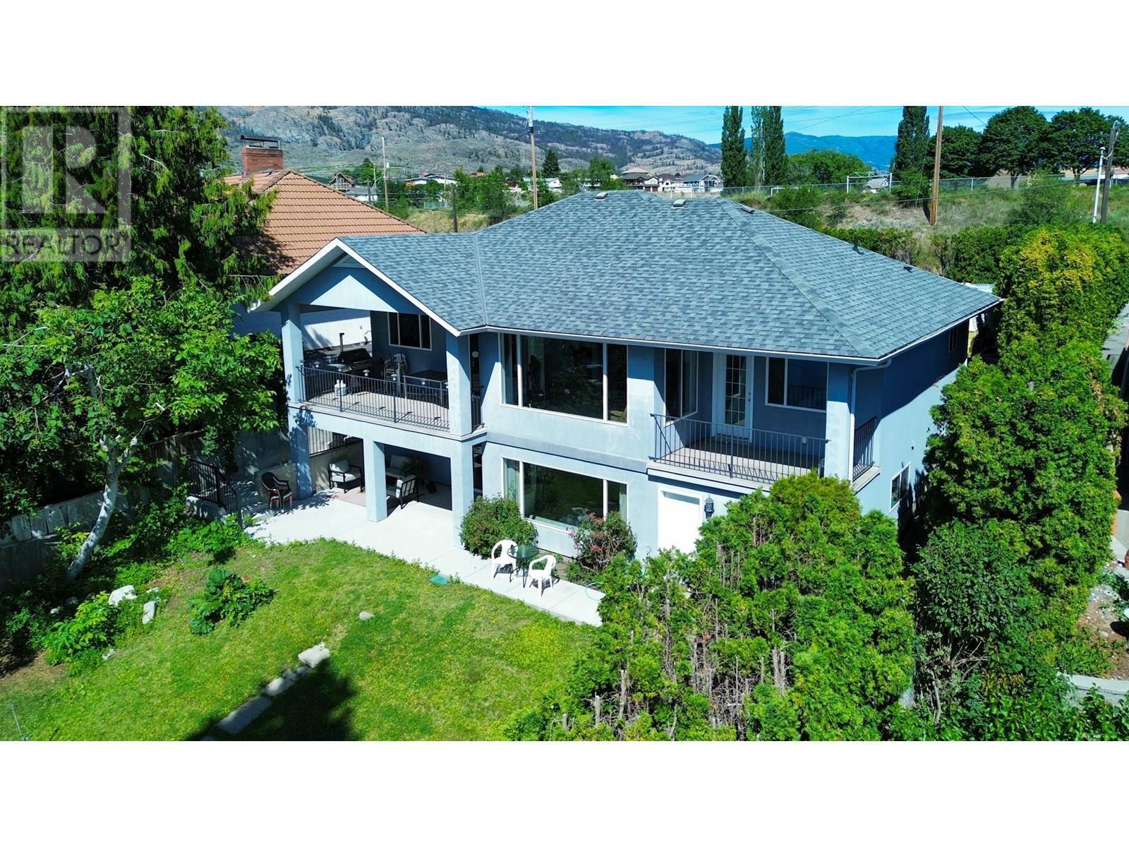 8503 Kingfisher Drive. Osoyoos, British Columbia