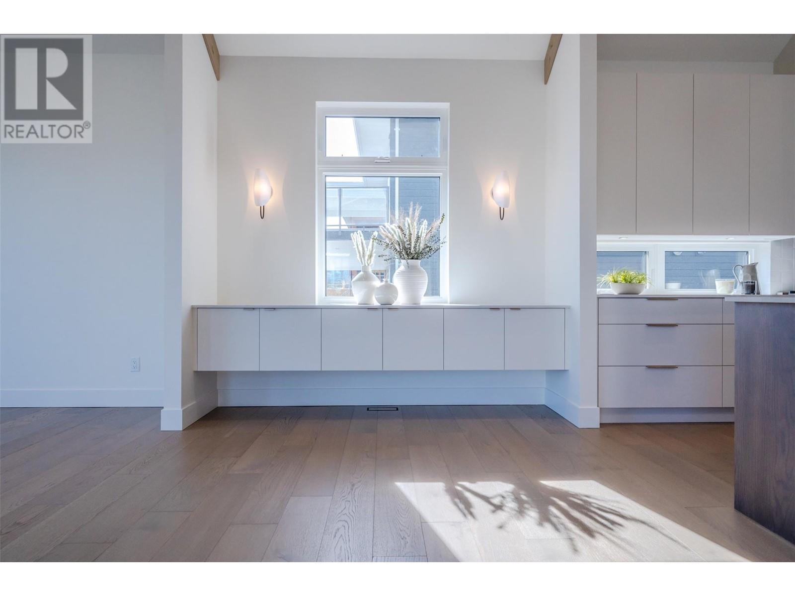 17579 Sanborn Street. Summerland, British Columbia