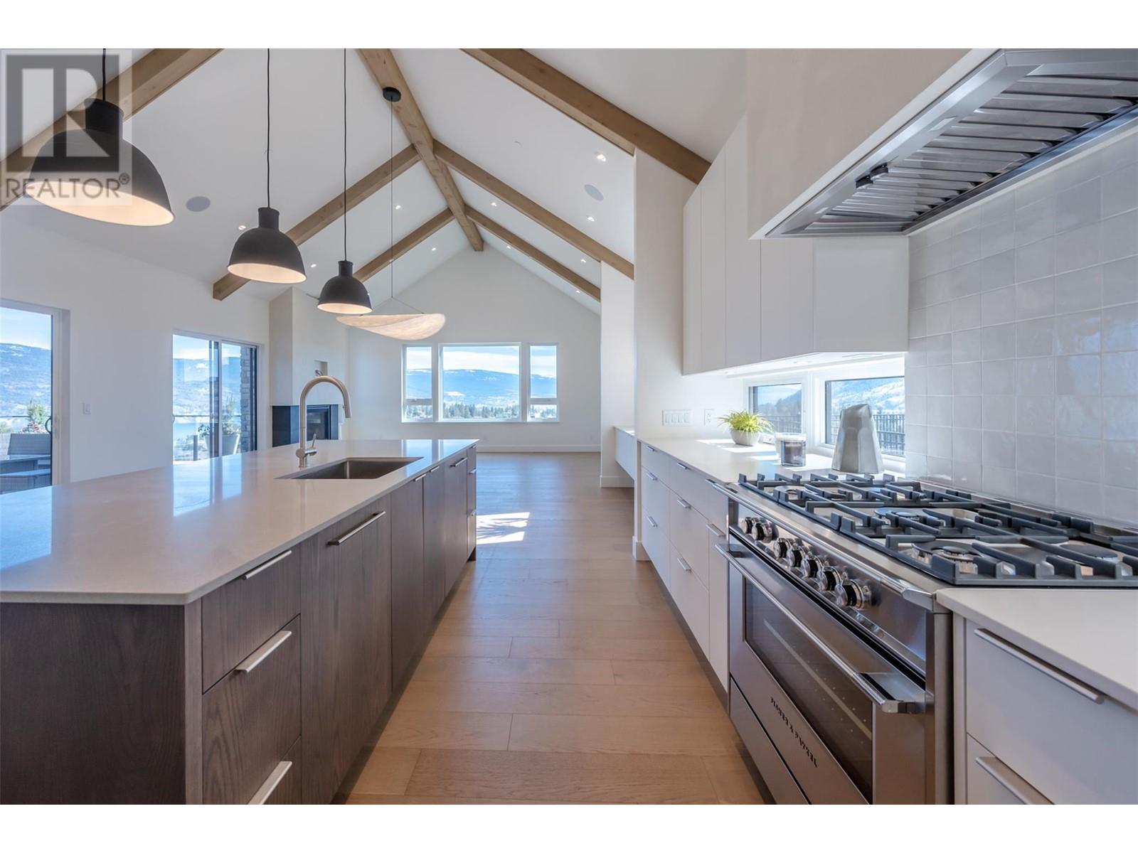 17579 Sanborn Street. Summerland, British Columbia