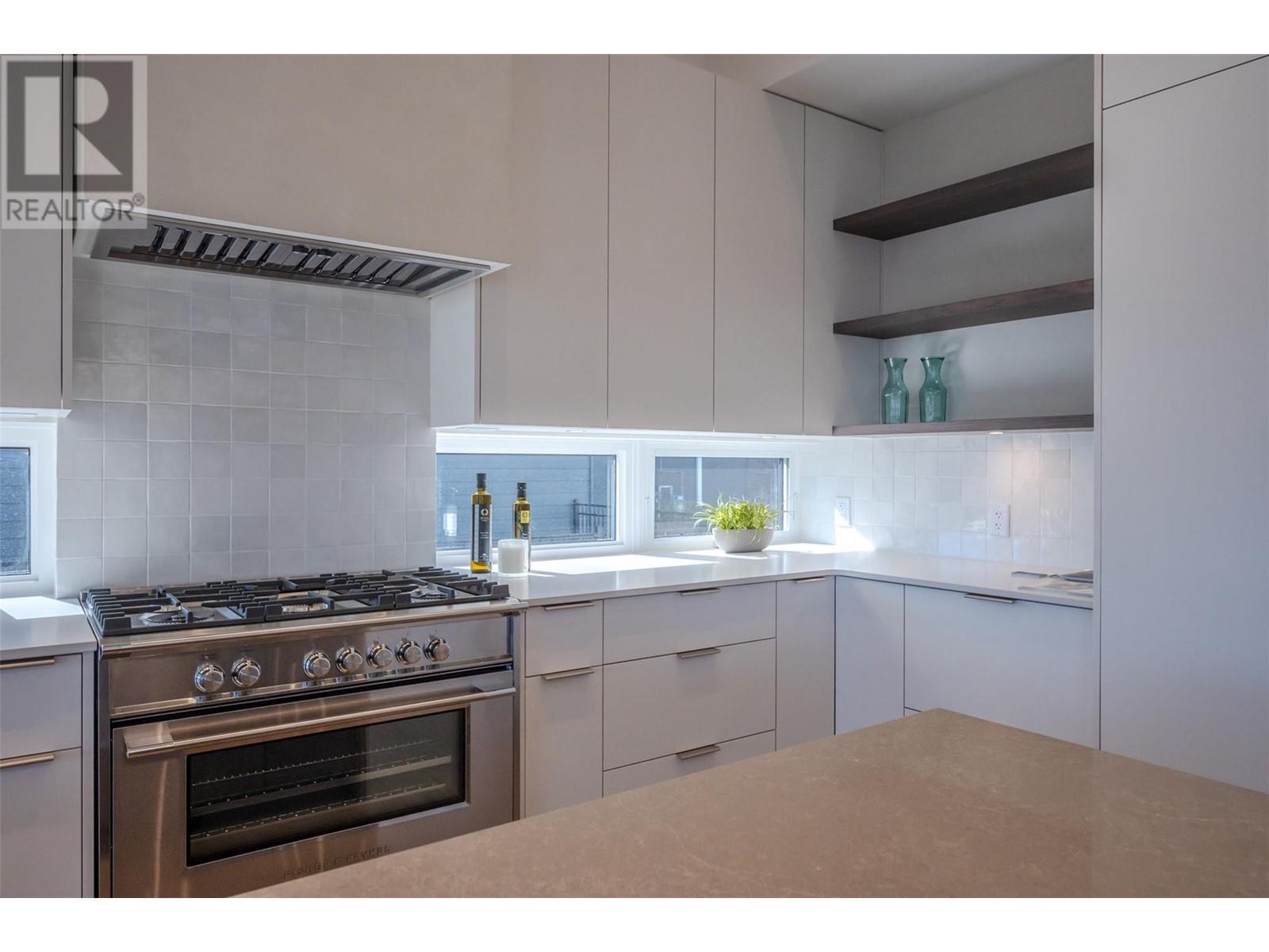 17579 Sanborn Street. Summerland, British Columbia