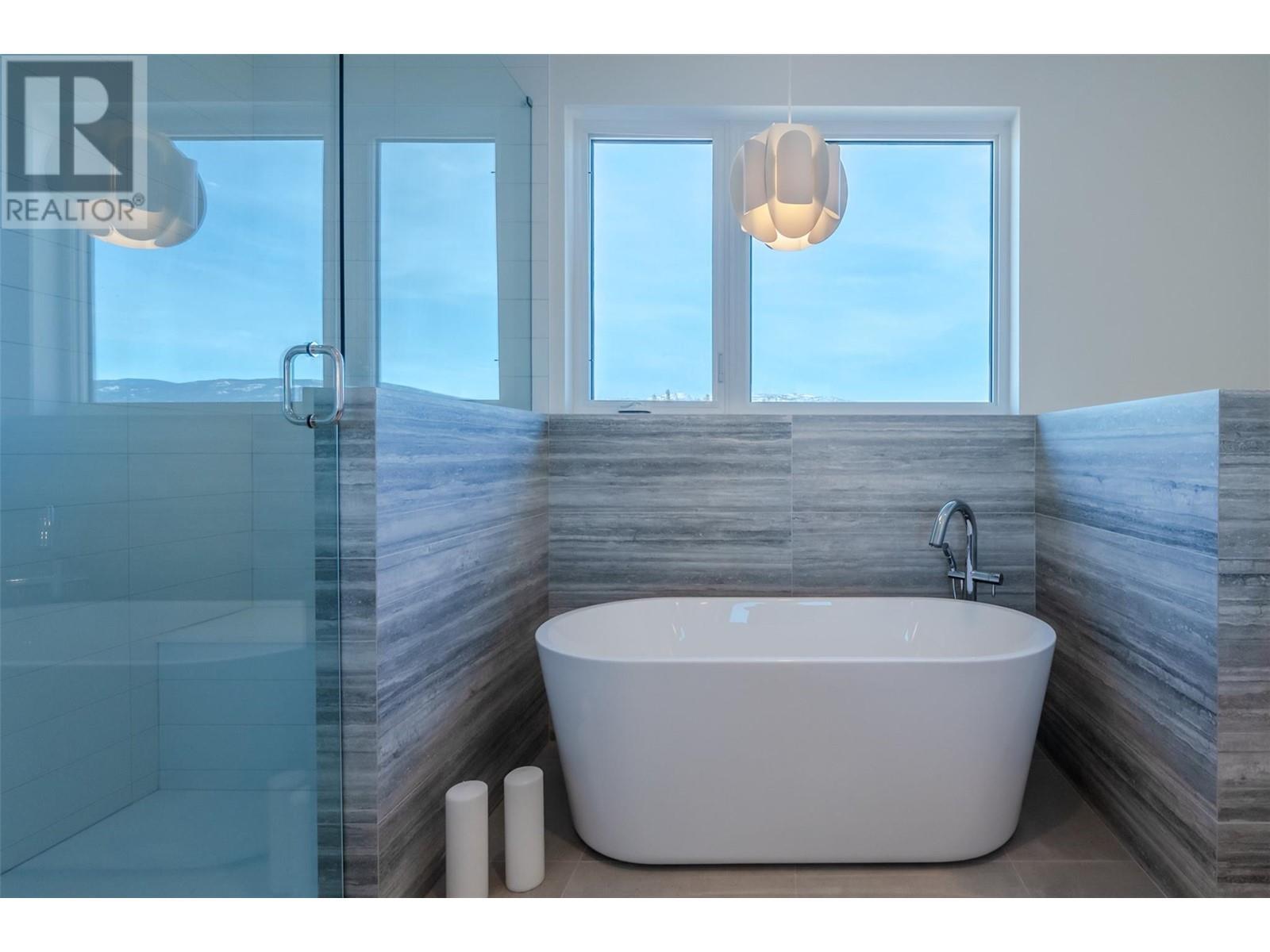 17579 Sanborn Street. Summerland, British Columbia