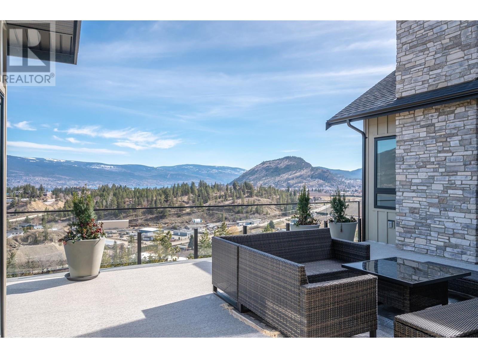 17579 Sanborn Street. Summerland, British Columbia