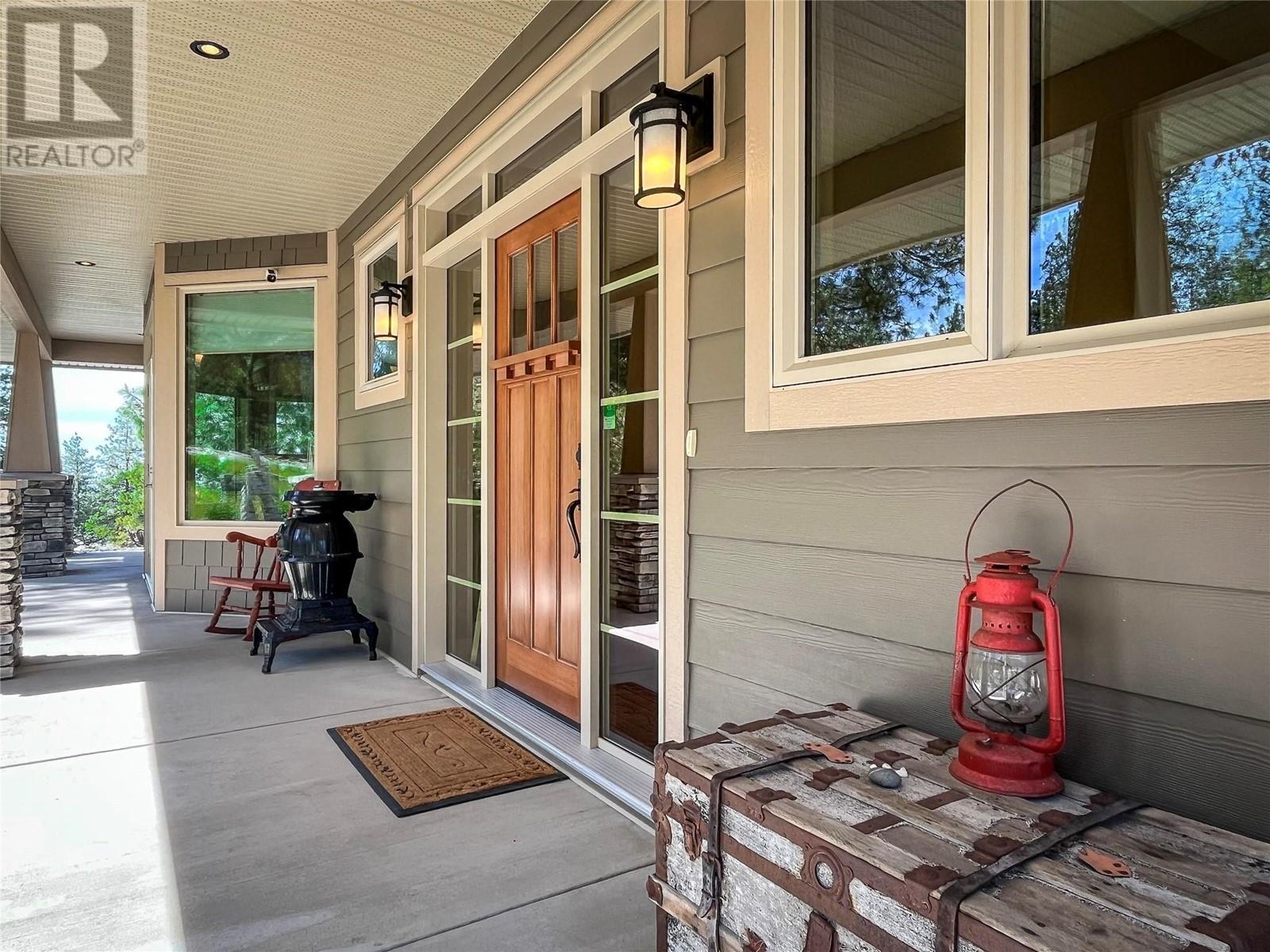 100 Maguire Place. Osoyoos, British Columbia