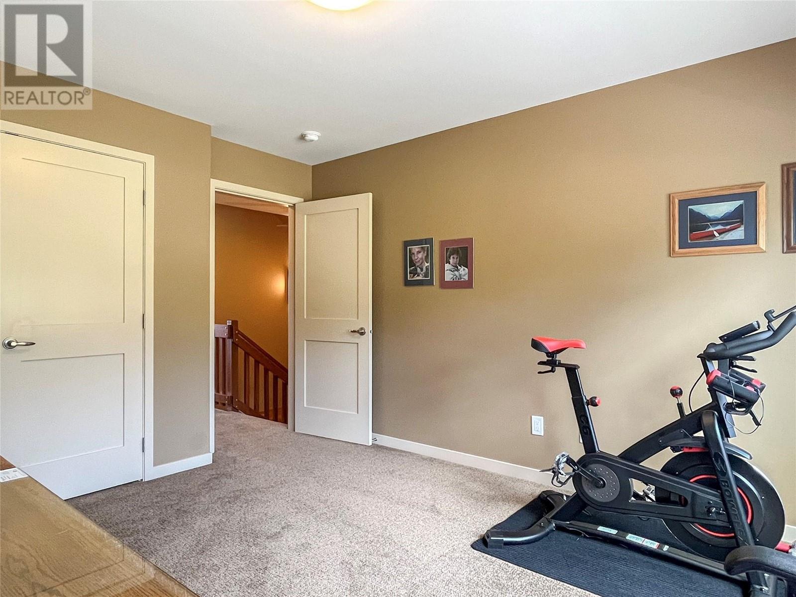 100 Maguire Place. Osoyoos, British Columbia