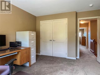 100 Maguire Place. Osoyoos, British Columbia