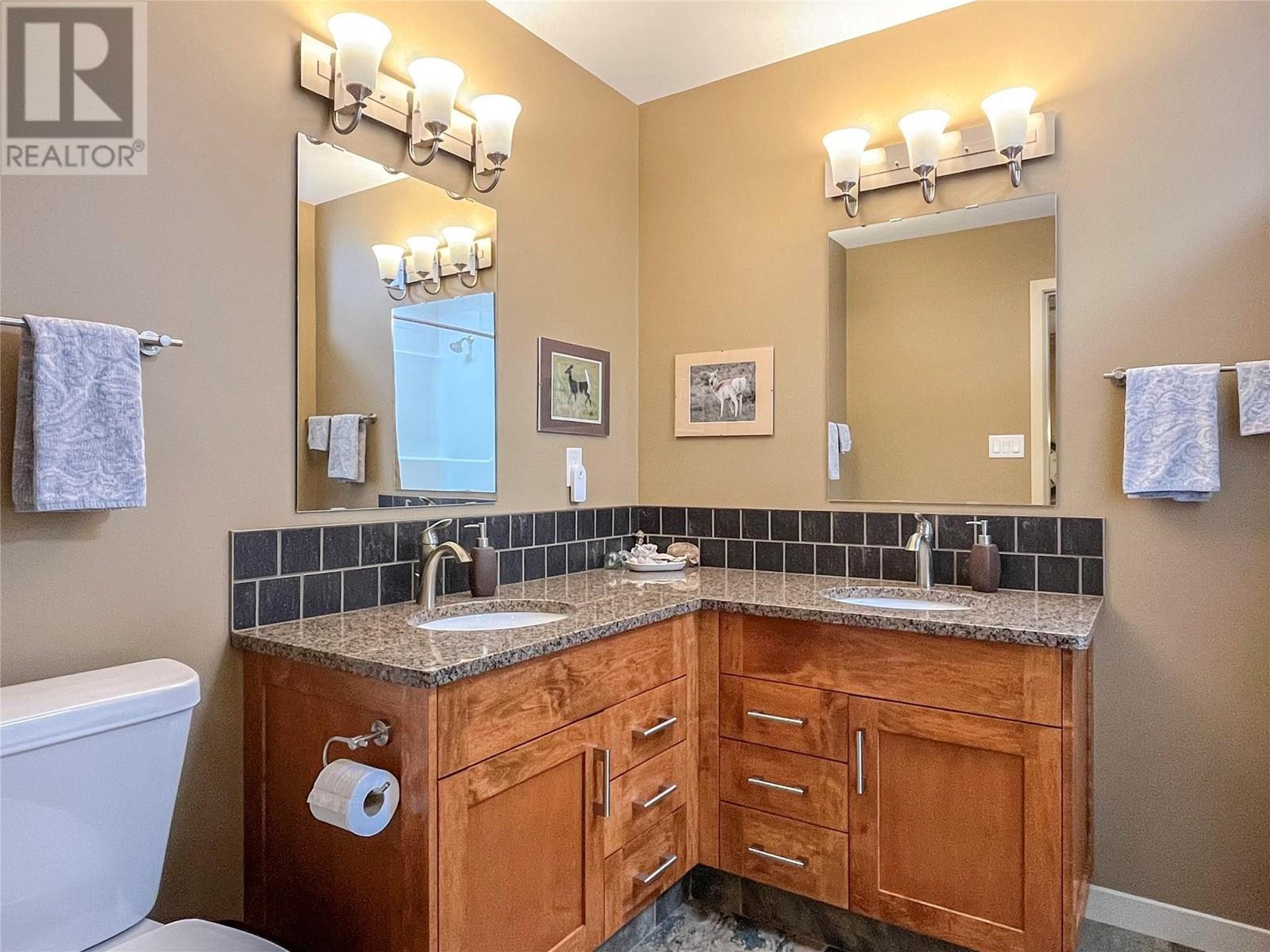 100 Maguire Place. Osoyoos, British Columbia