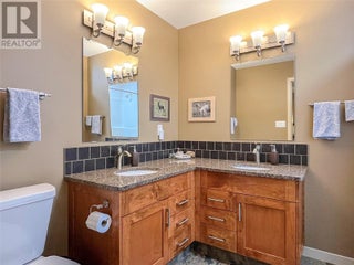 100 Maguire Place. Osoyoos, British Columbia