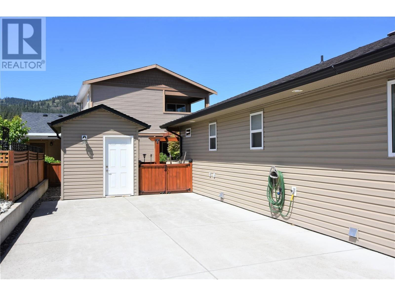 519 Loon Avenue. Vernon, British Columbia