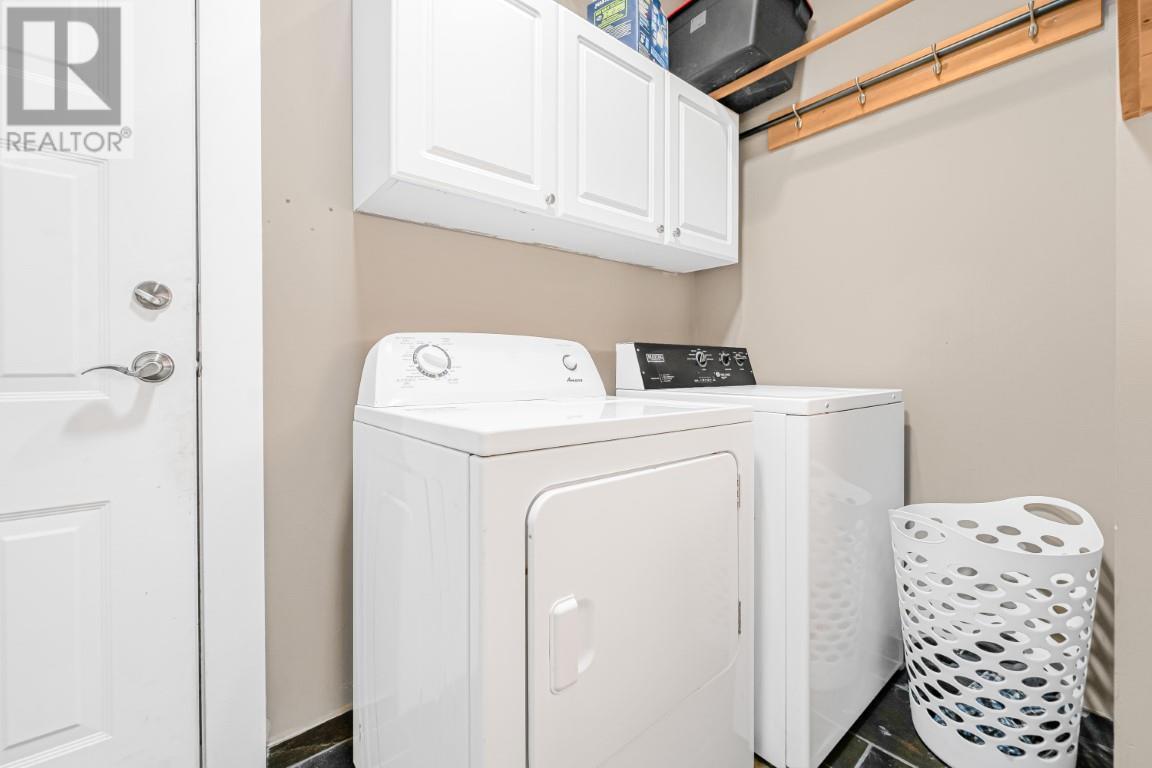 148 Southview Court. Kelowna, British Columbia