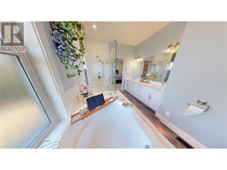 2526 Waverly Drive. Blind Bay, British Columbia