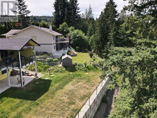 2526 Waverly Drive. Blind Bay, British Columbia