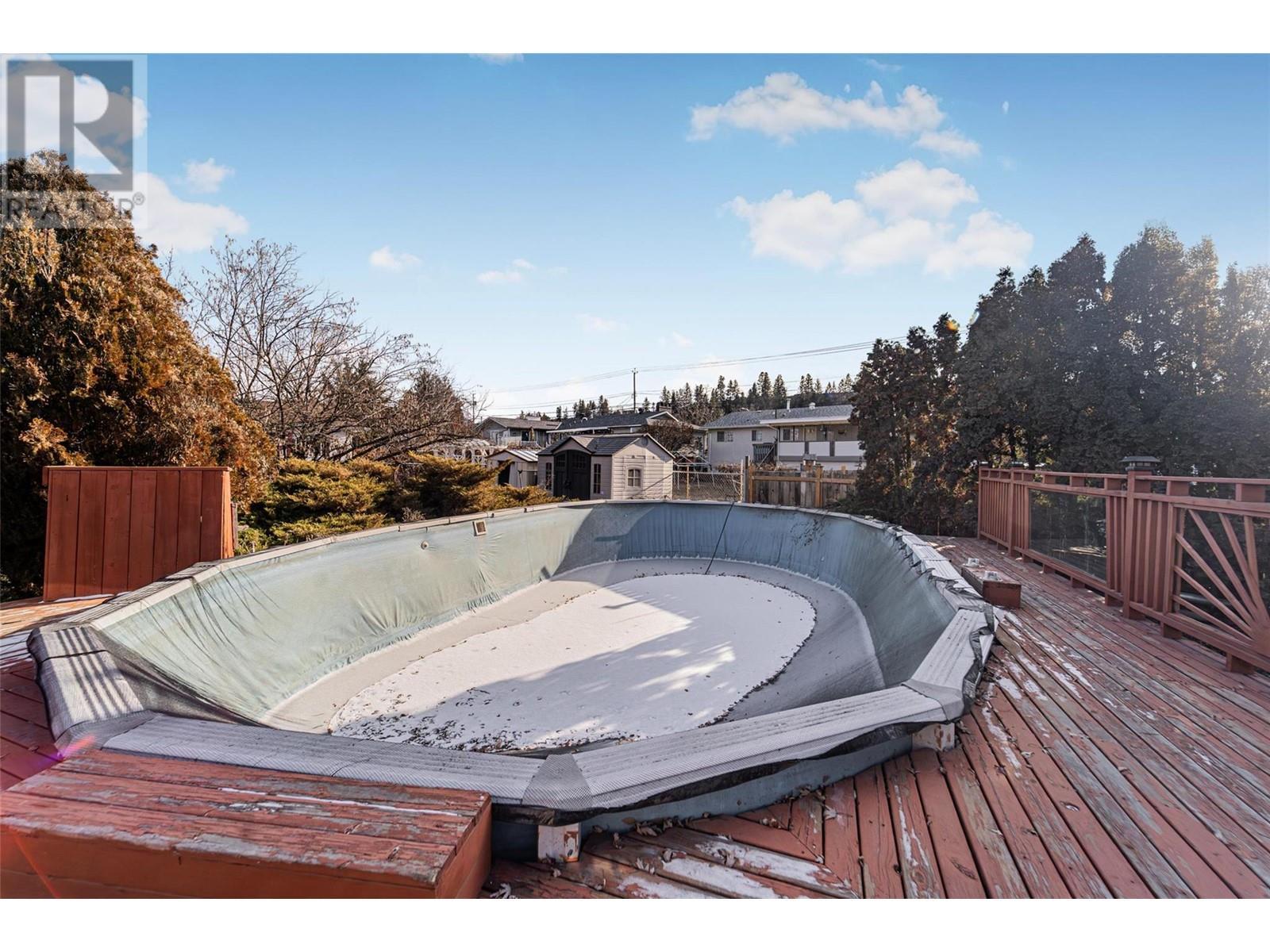 1255 Thompson Road. Kelowna, British Columbia