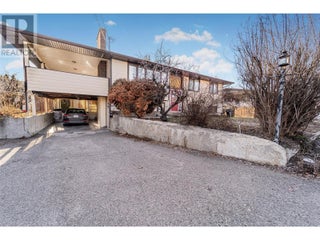 1255 Thompson Road. Kelowna, British Columbia