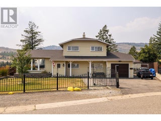 2571 Pineridge Place. West Kelowna, British Columbia