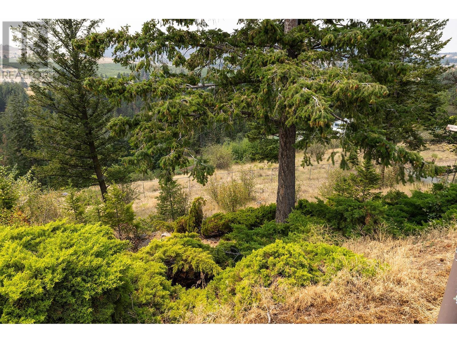 2571 Pineridge Place. West Kelowna, British Columbia