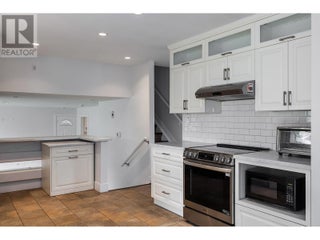 2571 Pineridge Place. West Kelowna, British Columbia