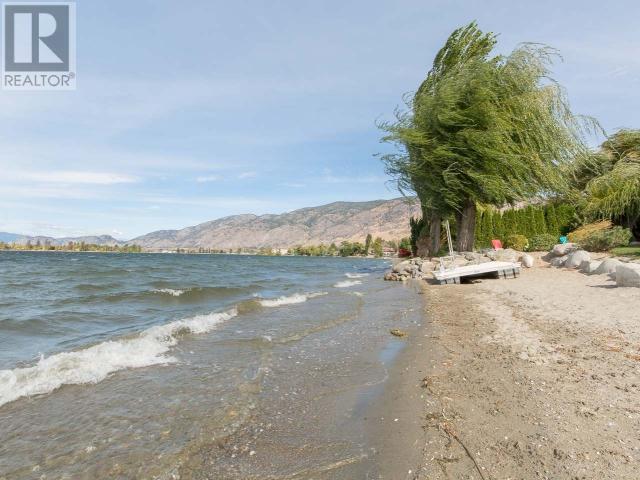 2418 Lakeshore Drive Unit# 302. Osoyoos, British Columbia