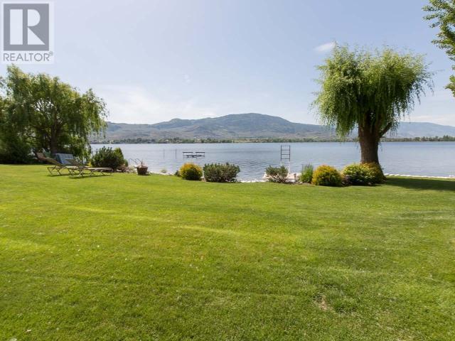 2418 Lakeshore Drive Unit# 302. Osoyoos, British Columbia