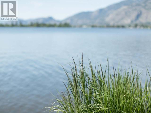 2418 Lakeshore Drive Unit# 302. Osoyoos, British Columbia