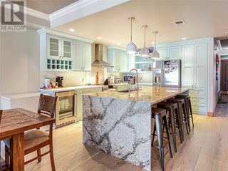 2418 Lakeshore Drive Unit# 302. Osoyoos, British Columbia