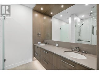 3389 Lakeshore Road Unit# 403. Kelowna, British Columbia