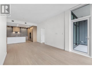 3389 Lakeshore Road Unit# 403. Kelowna, British Columbia