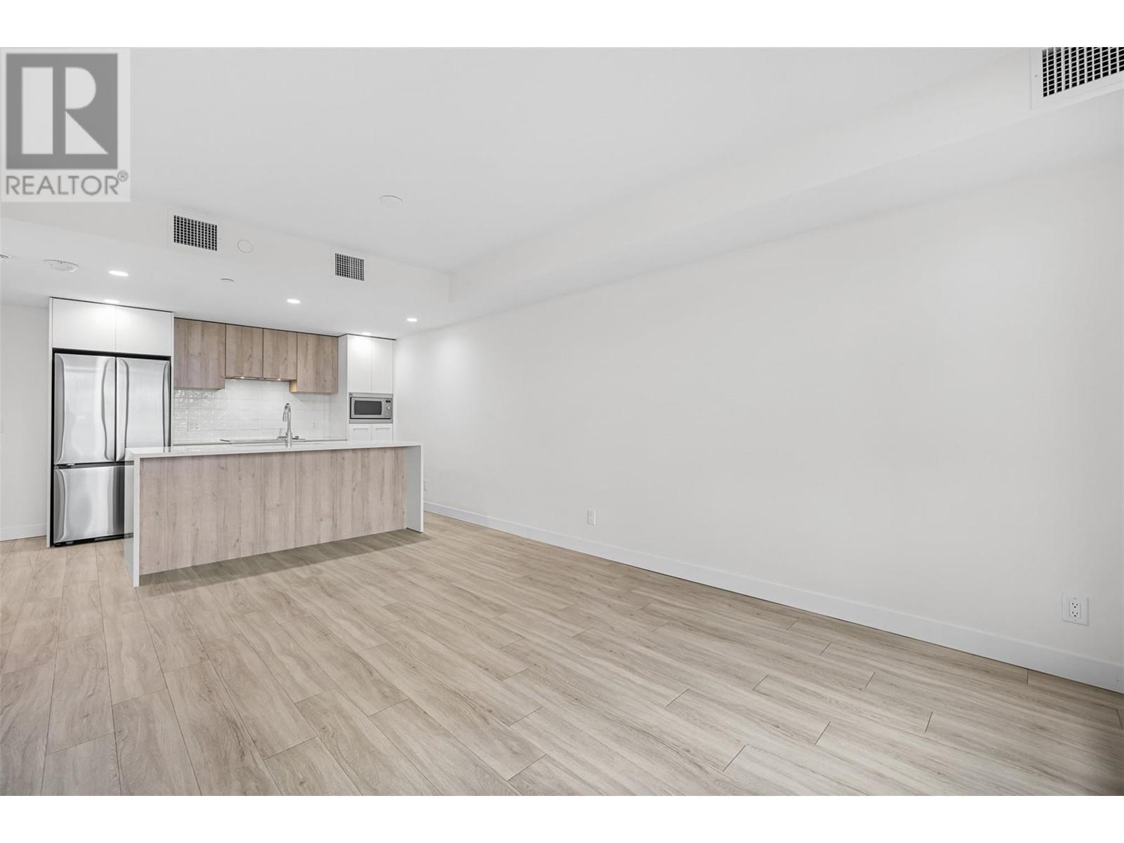 3699 Capozzi Road Unit# 1106. Kelowna, British Columbia