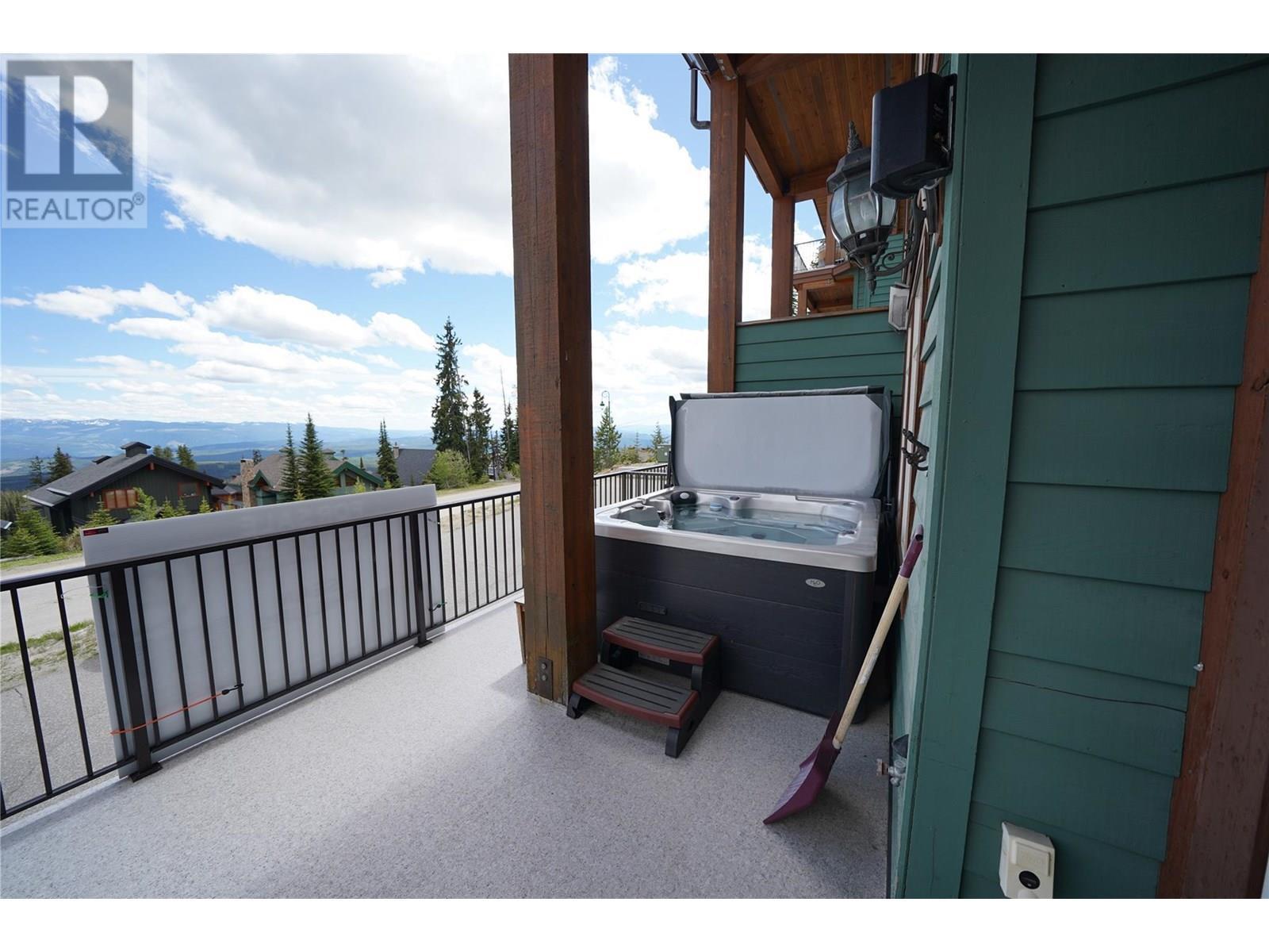 255 Raven Ridge Road Unit# 3. Big White, British Columbia