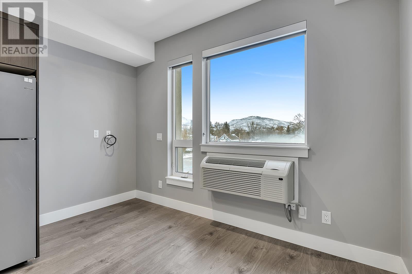 925 Leon Avenue Unit# 302. Kelowna, British Columbia