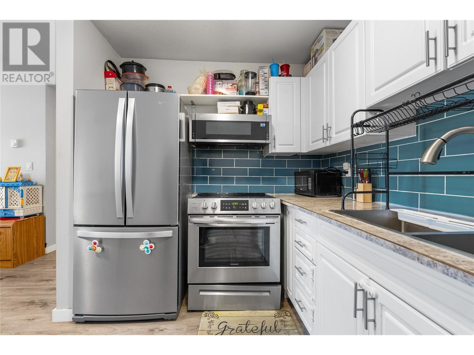 435 Franklyn Road Unit# 102. Kelowna, British Columbia