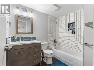 435 Franklyn Road Unit# 102. Kelowna, British Columbia