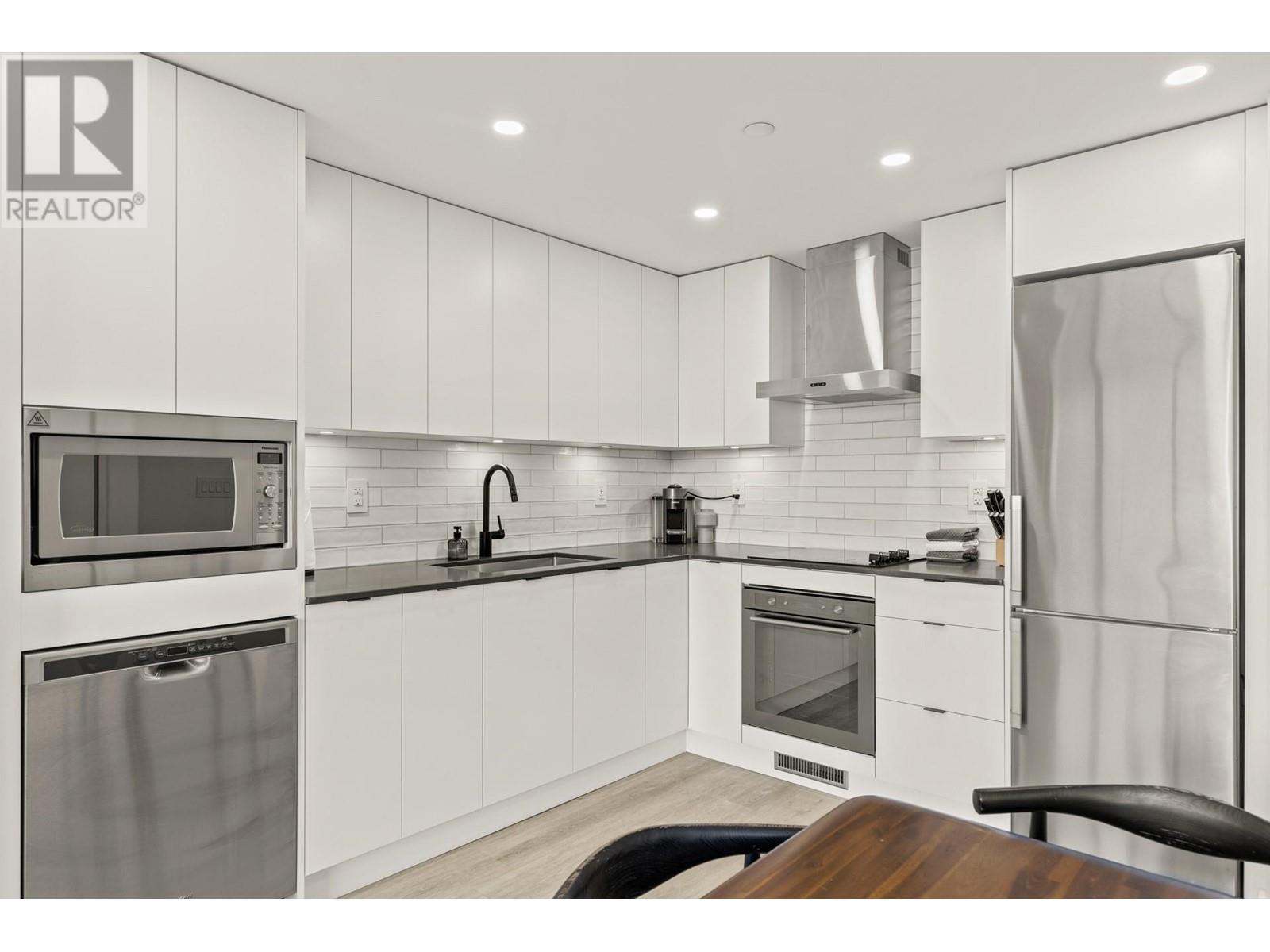 1471 St Paul Street Unit# 606 Lot# 7. Kelowna, British Columbia