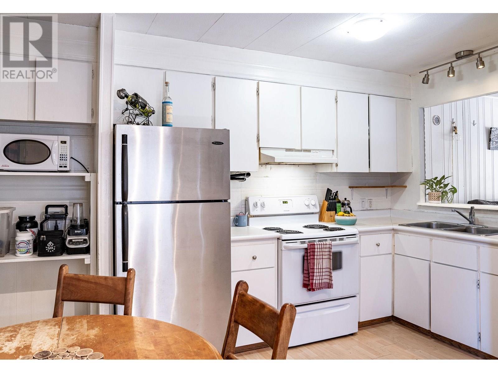 1079 Lundell Road Unit# 3. Revelstoke, British Columbia