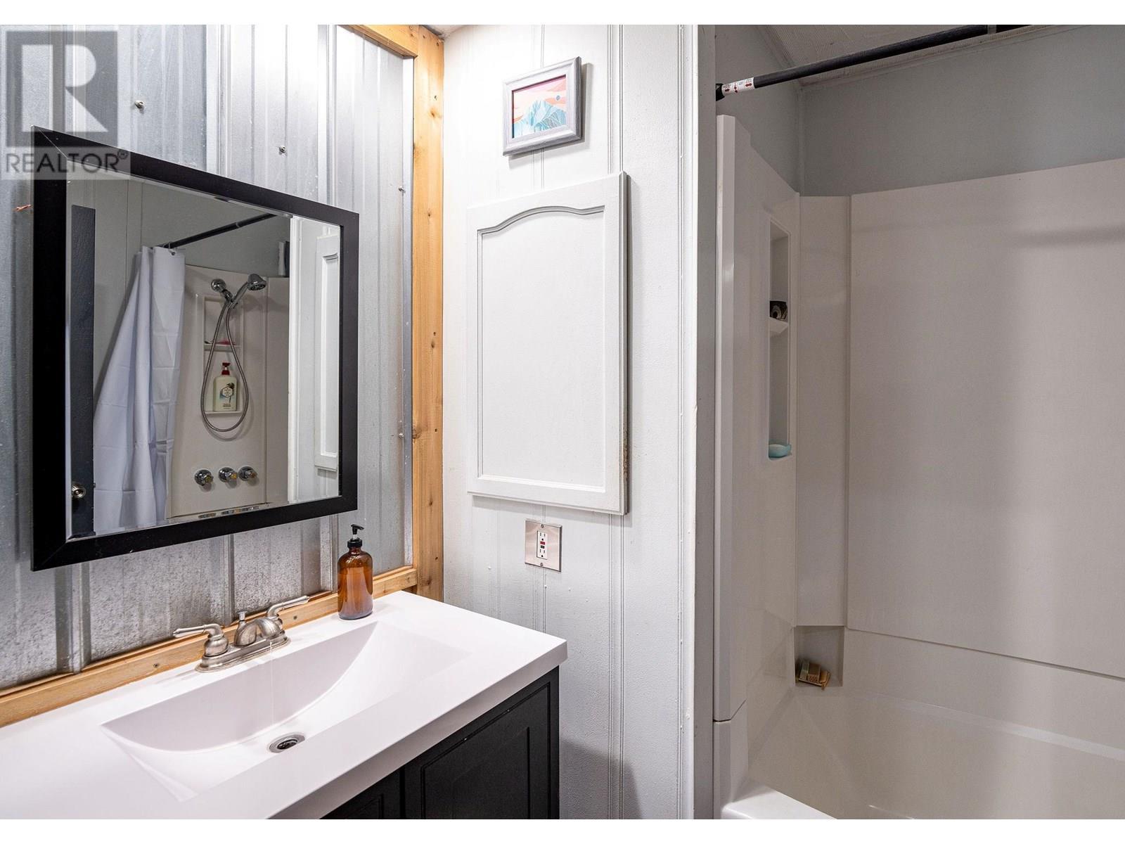 1079 Lundell Road Unit# 3. Revelstoke, British Columbia