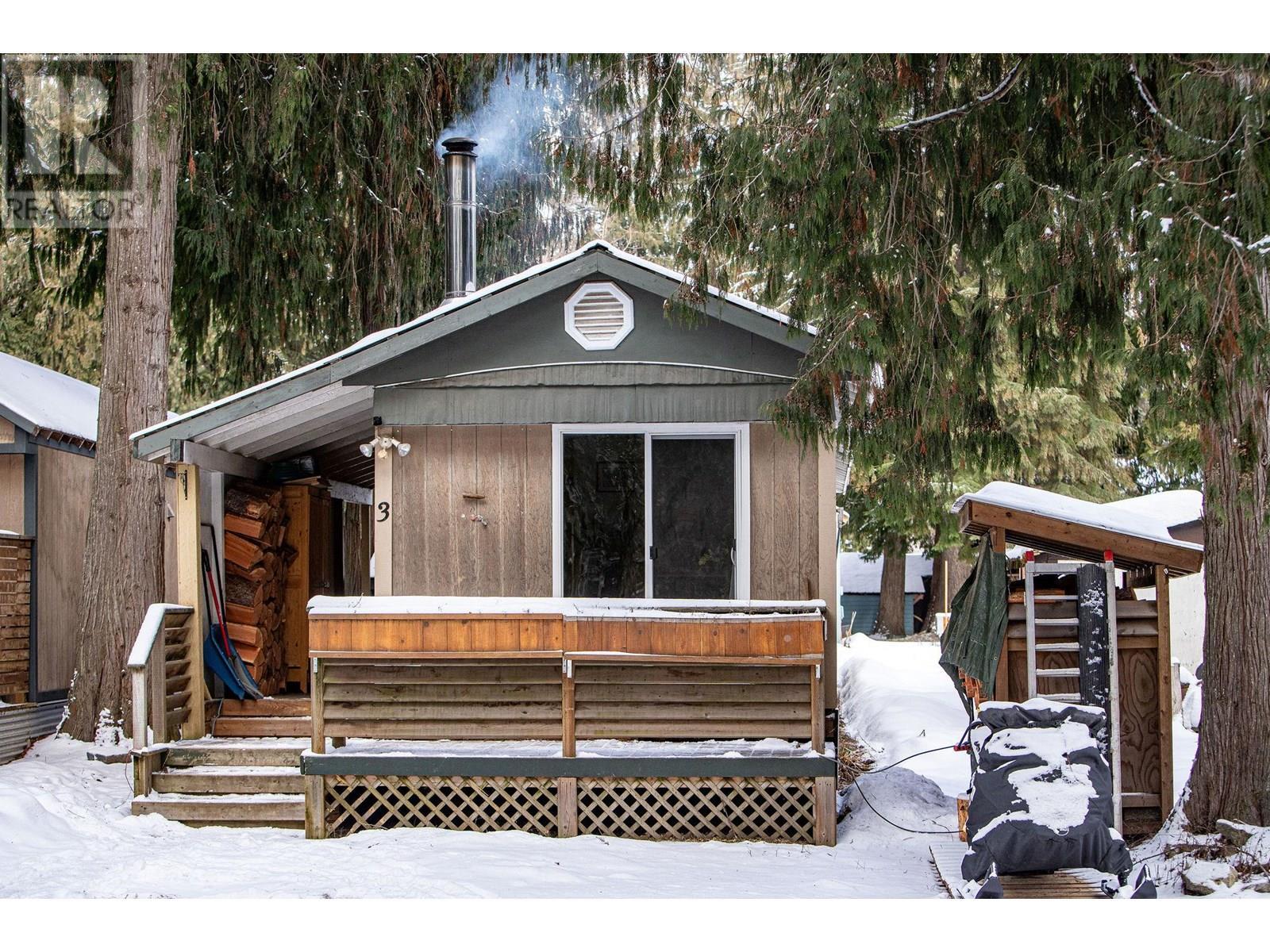 1079 Lundell Road Unit# 3. Revelstoke, British Columbia