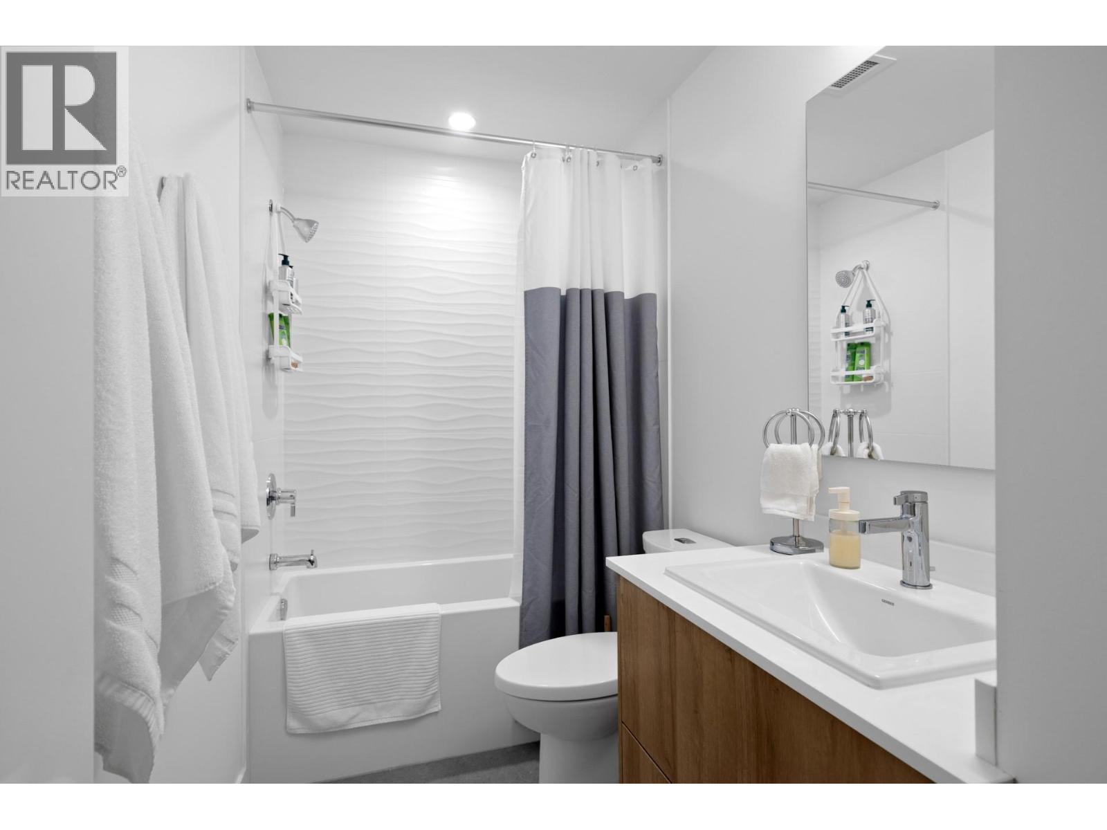 3699 Capozzi Road Unit# 506. Kelowna, British Columbia