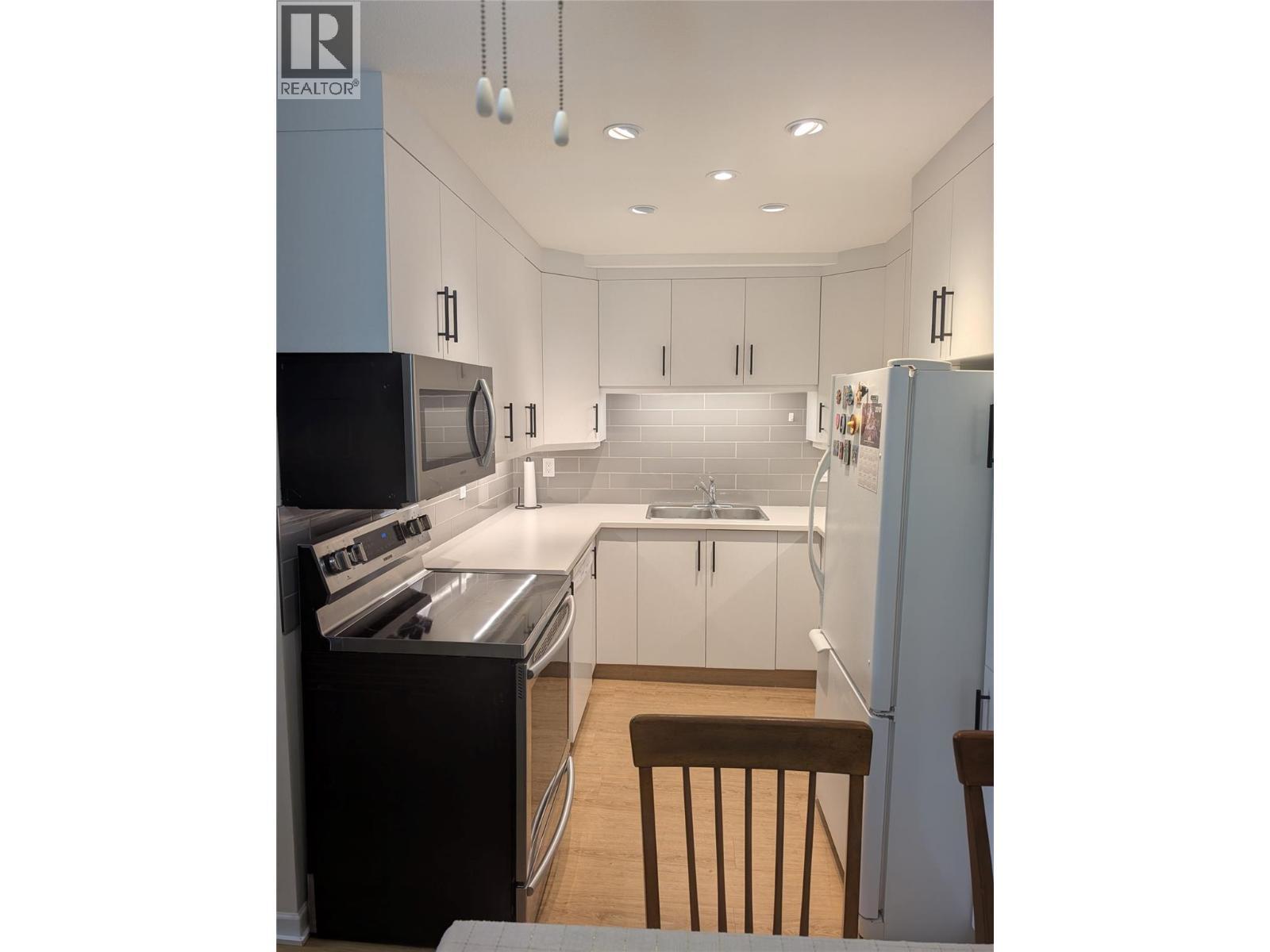 993 Klo Road Unit# 203. Kelowna, British Columbia