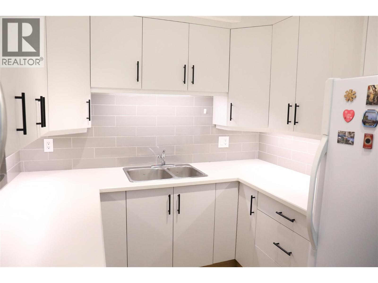 993 Klo Road Unit# 203. Kelowna, British Columbia