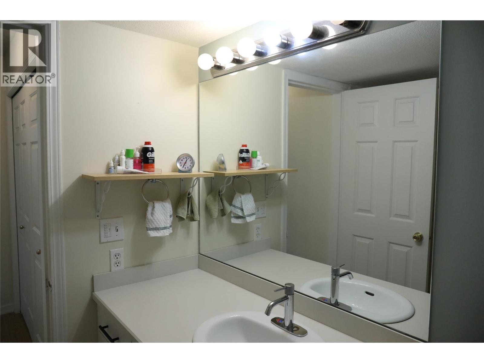 993 Klo Road Unit# 203. Kelowna, British Columbia