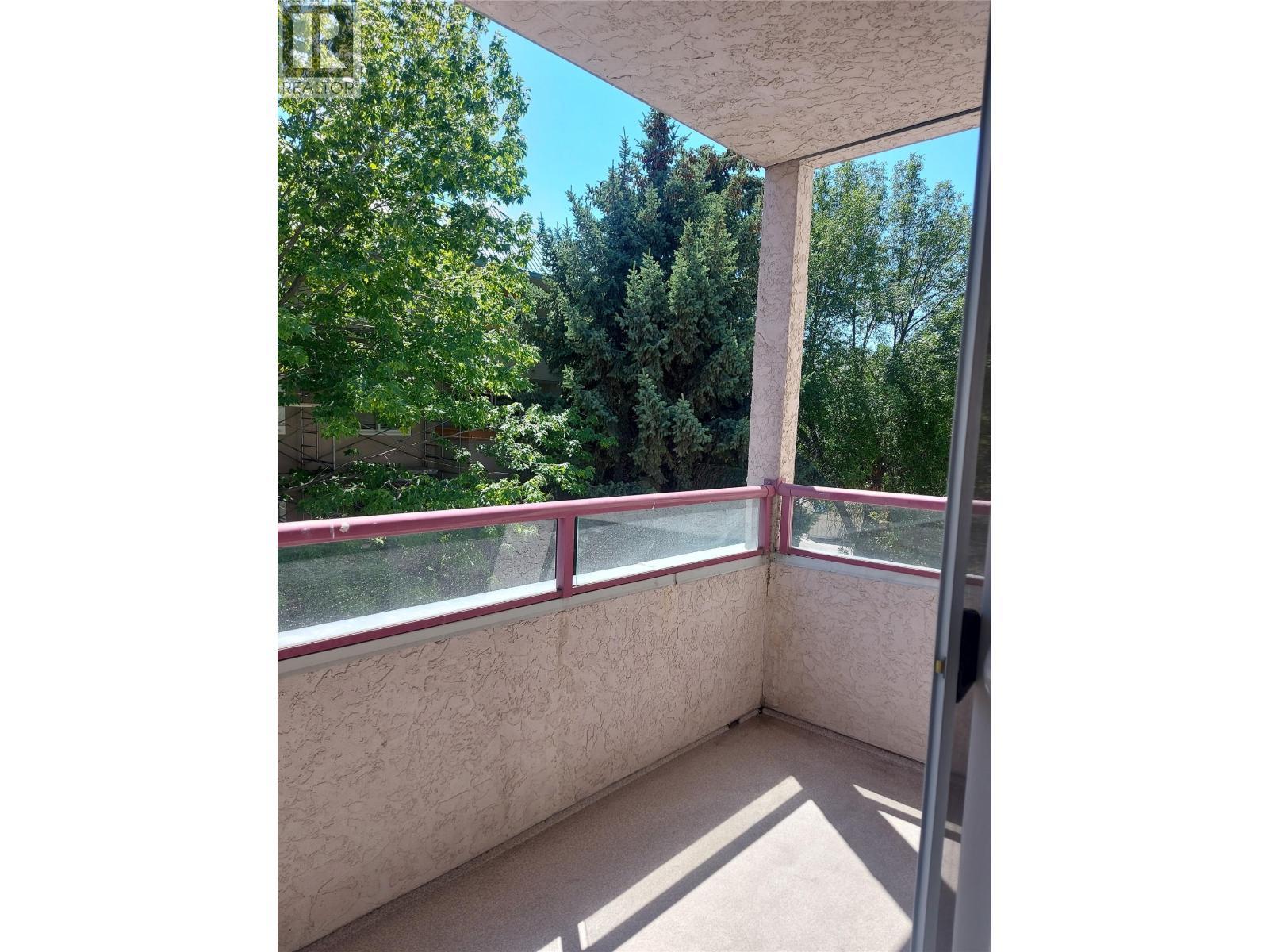 993 Klo Road Unit# 203. Kelowna, British Columbia