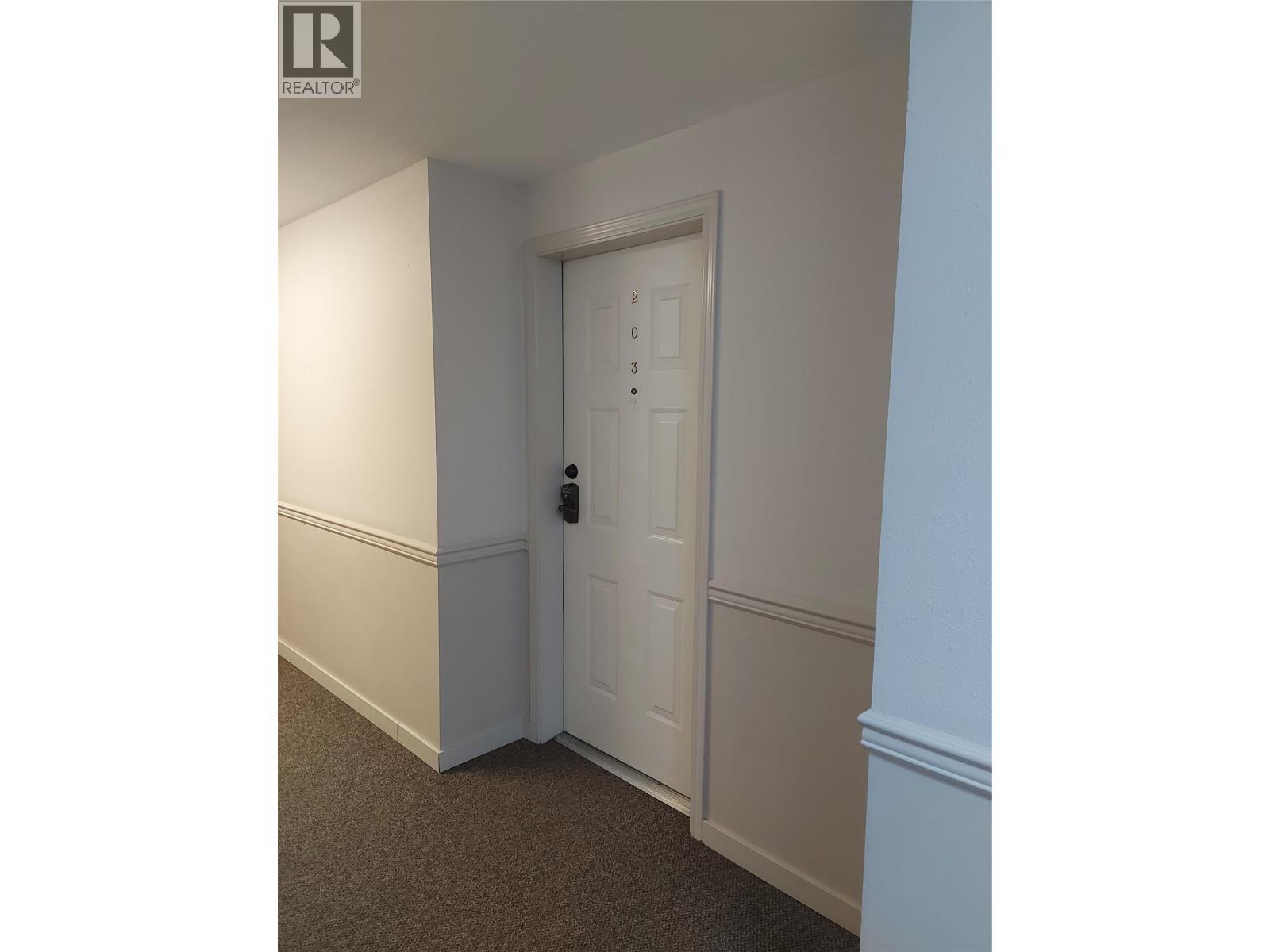 993 Klo Road Unit# 203. Kelowna, British Columbia