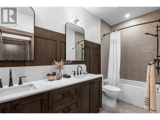 7000 Mcgillivray Lake Drive Unit# 10. Sun Peaks, British Columbia