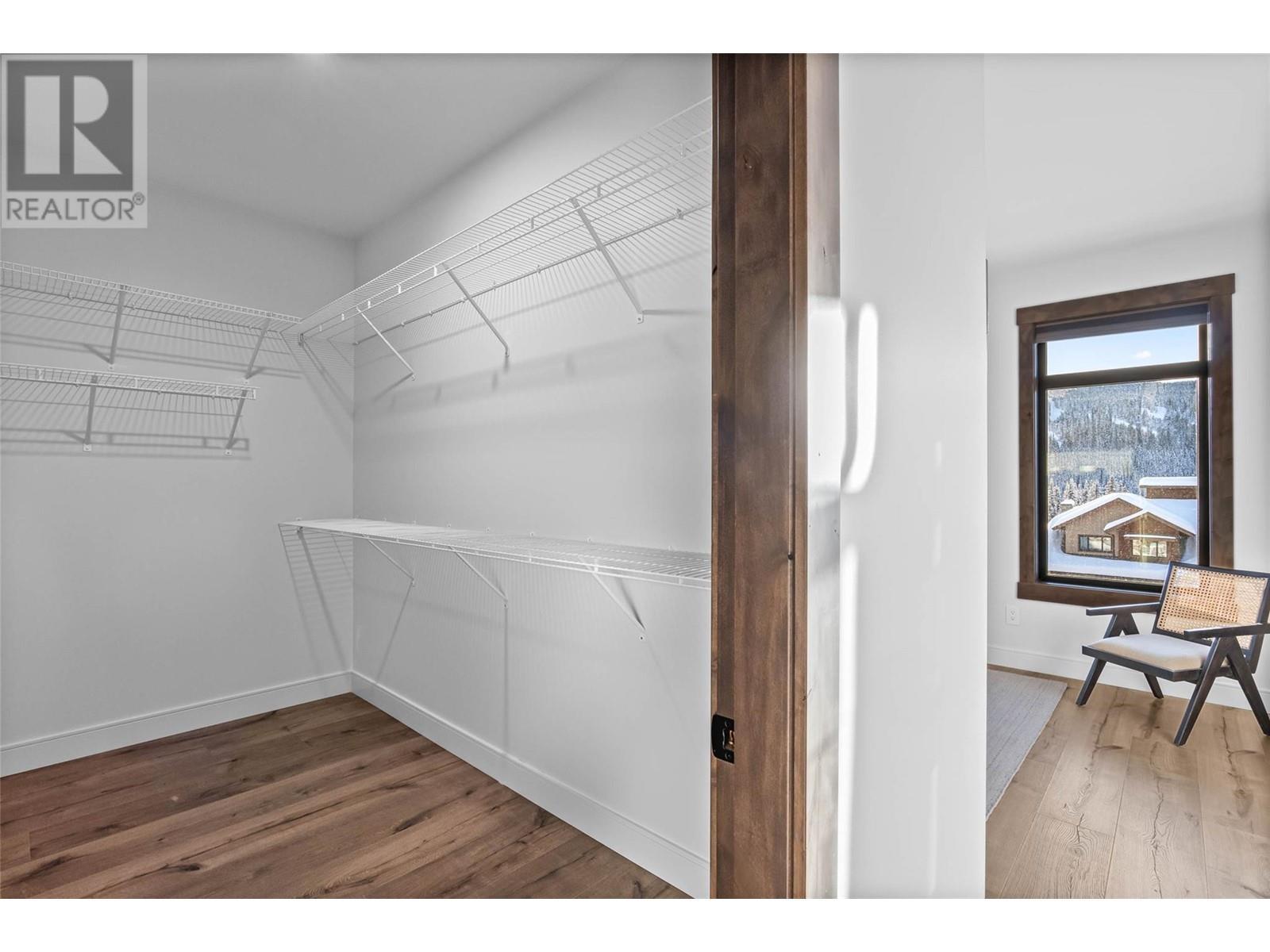 7000 Mcgillivray Lake Drive Unit# 10. Sun Peaks, British Columbia