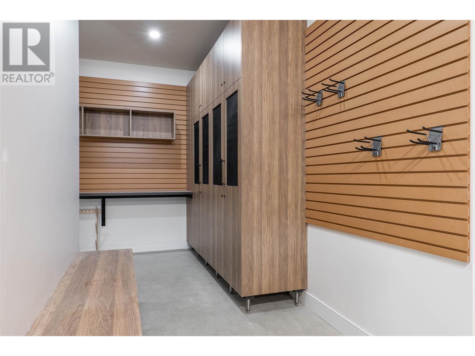 7000 Mcgillivray Lake Drive Unit# 10. Sun Peaks, British Columbia