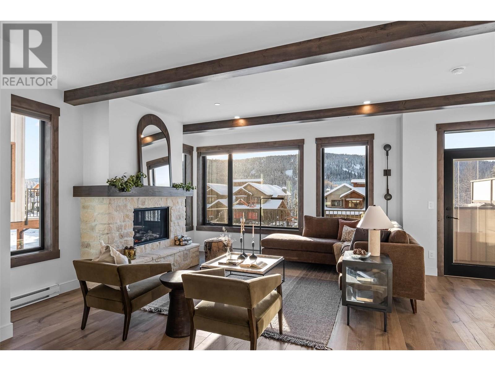 7000 Mcgillivray Lake Drive Unit# 10. Sun Peaks, British Columbia