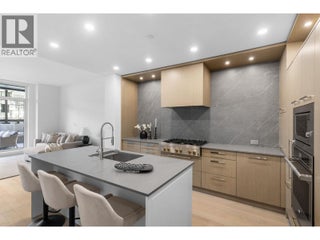 3409 Lakeshore Road Unit# 209. Kelowna, British Columbia