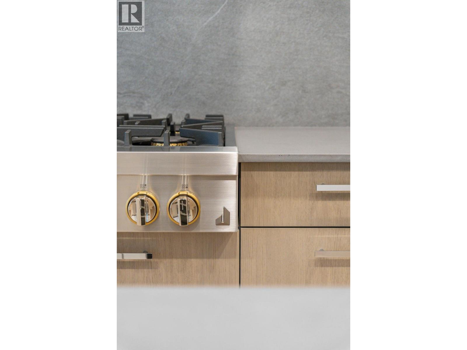 3409 Lakeshore Road Unit# 209. Kelowna, British Columbia