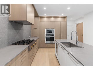 3409 Lakeshore Road Unit# 209. Kelowna, British Columbia