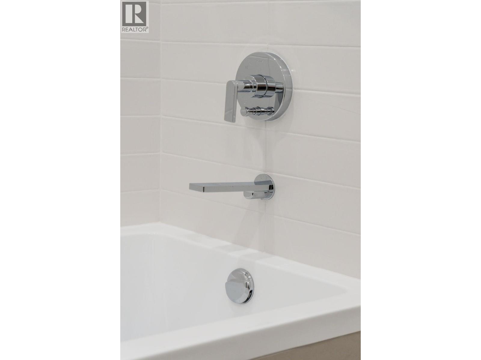 3409 Lakeshore Road Unit# 209. Kelowna, British Columbia